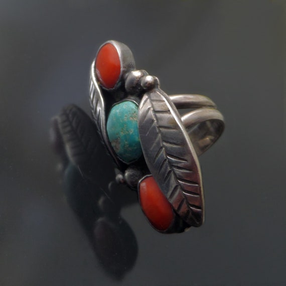 Sale LARGE Vintage NATIVE American Turquoise RING… - image 4