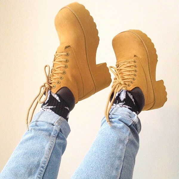 grunge 90s RARE platform boot Volatile