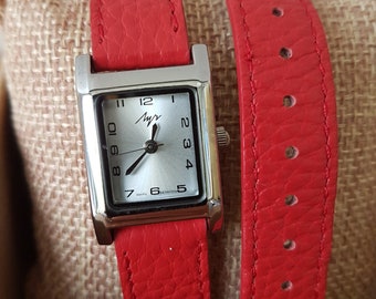 Women's watch, wristwatch with leather strap, women's wristwatch "Luch"