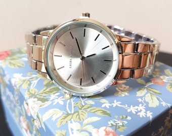 Women's Watch , Wristwatch , Women's Wristwatch with Metal Bracelet