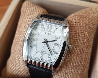 Women's watch, women's wristwatch, modern women's watch, quartz watch