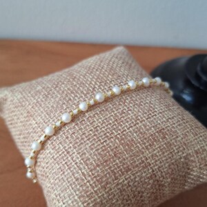Bracelet, macrame bracelet, pearl bracelet minimalist