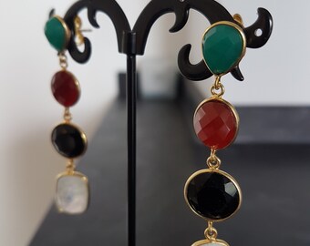 Pierres précieuses , boucles d'oreilles avec onyx , bijoux en onyx vert , boucles d'oreilles en pierre de lune , boucles d'oreilles en argent plaqué or