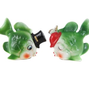 Anthropomorphic Fish Salt and Pepper shakers, Fish Couple