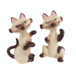 Si and Am Salt and Pepper Shakers, Siamese Figurines, Vintage Cat Figurines