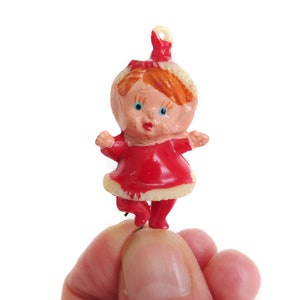 Miniatura de duendecillo navideño vintage, adorno vintage de duendecillo, figura de plástico de duendecillo.