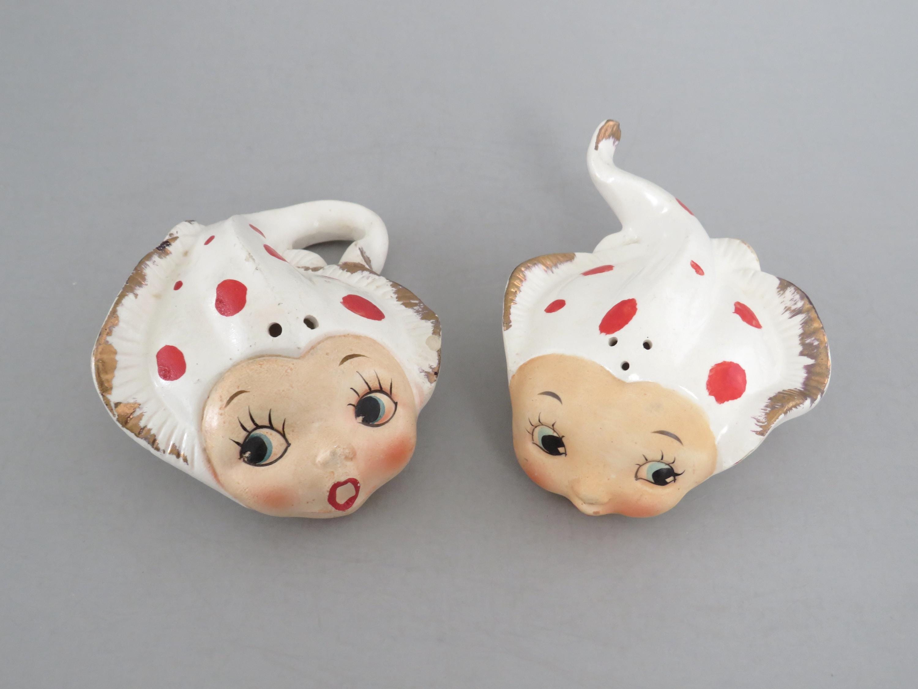 アンティーク 仙人 Rare Vintage Stingray Salt and Pepper Shakers, Anthropomorphic