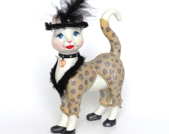 【希少】KATHERINE'S COLLECTION 姫猫　ビクトリアンドール 16