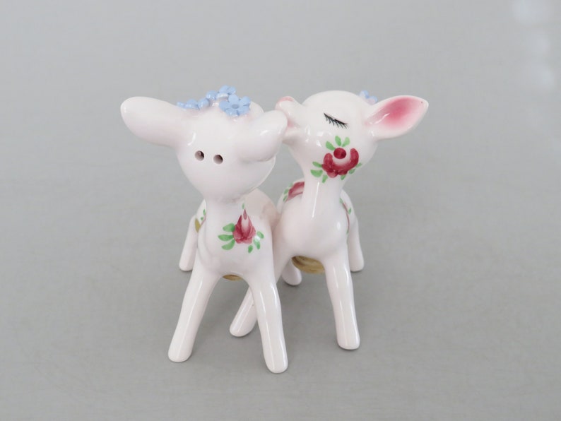 Kissing Deer Salt and Pepper Shakers, Vintage White Japan Deer, Fawn Figurines, Unique Valentine Gift image 5