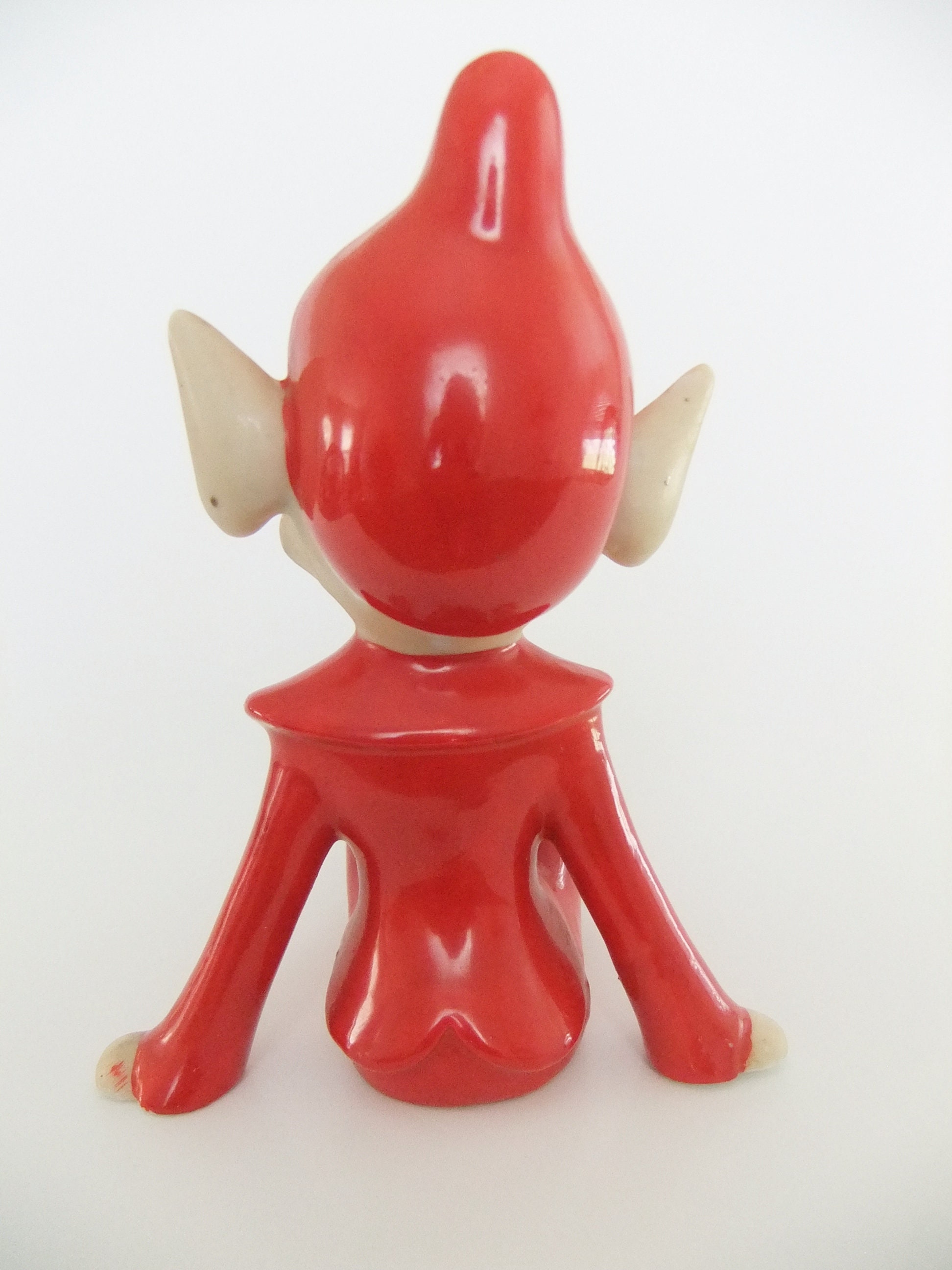 1950年代の妖精の置物、陶器の妖精、赤いエルフの衣装、金色のハート