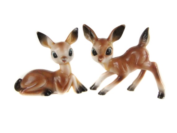 plastic deer figurines