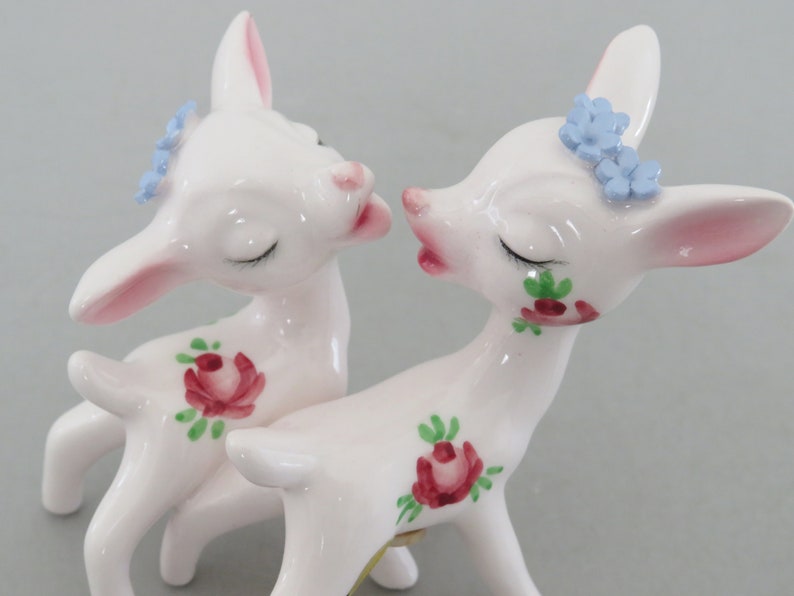 Kissing Deer Salt and Pepper Shakers, Vintage White Japan Deer, Fawn Figurines, Unique Valentine Gift image 3