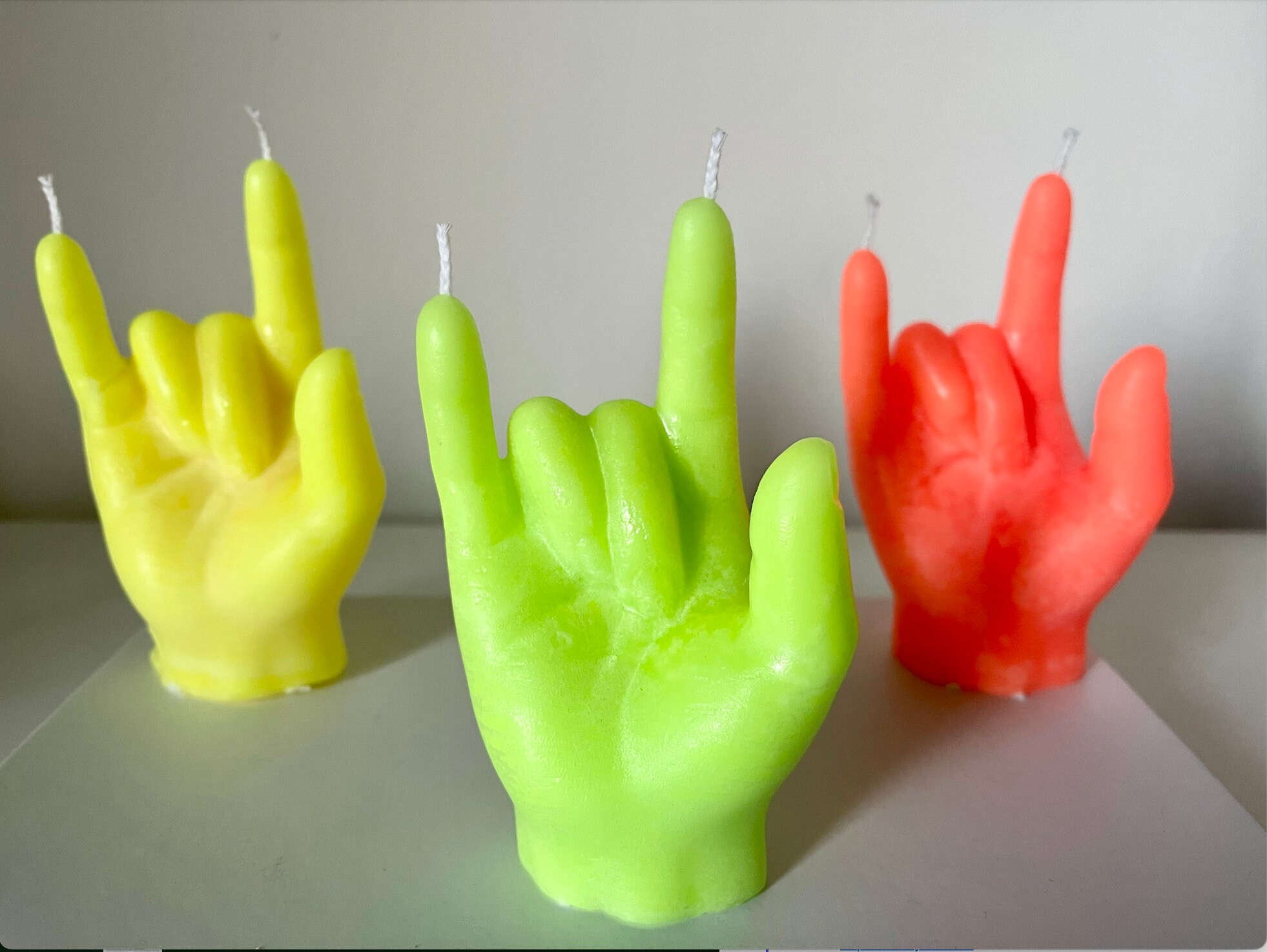 Share more than 124 wax hand poses kidsdream.edu.vn