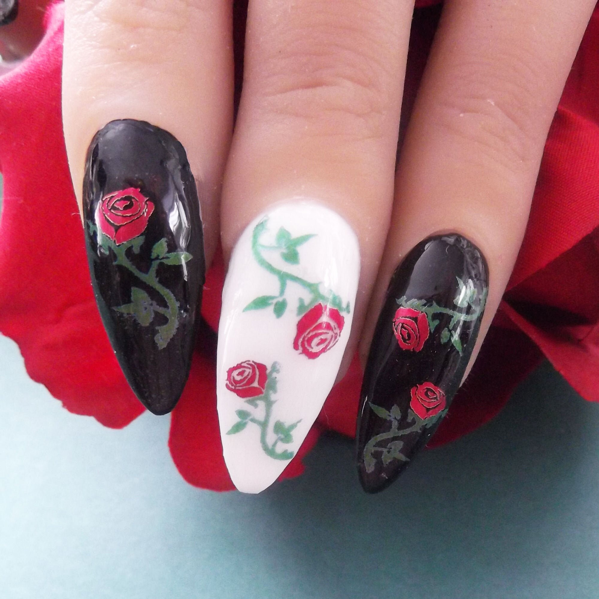Nail designs with roses discount