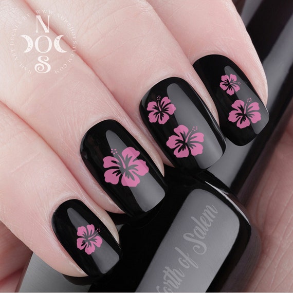summer nail hibiscus flower