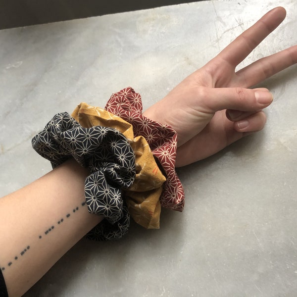 Scrunchie fait main, différents motifs japonais, attache cheveux, bracelet, bande tressée, plusieurs variantes, années 90