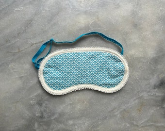 sleeping mask shell pattern, cotton, adjustable for all sizes, relaxing, beauty, travel