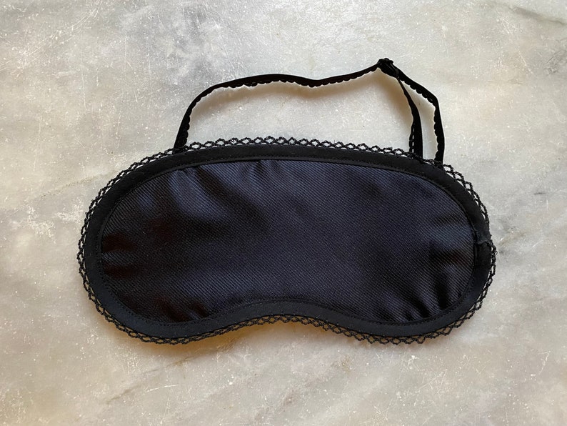 Silk Sleep Mask in Black image 1