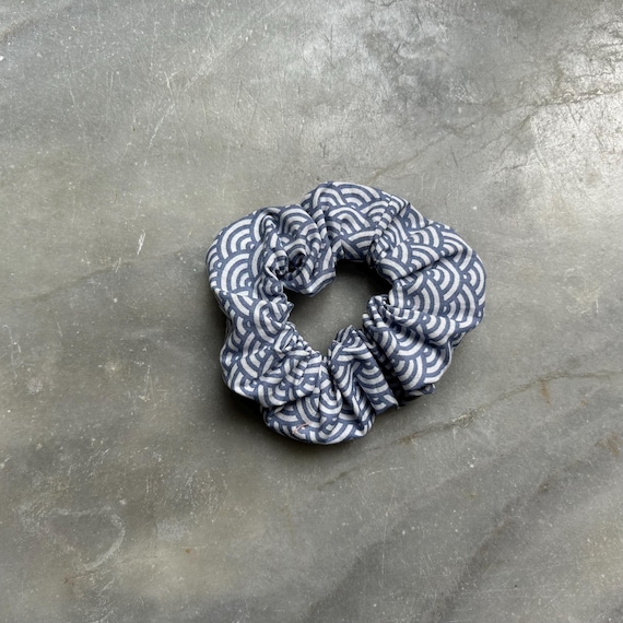 Handmade Scrunchie, Waves Light Blue, Japanese Pattern  display picture 3