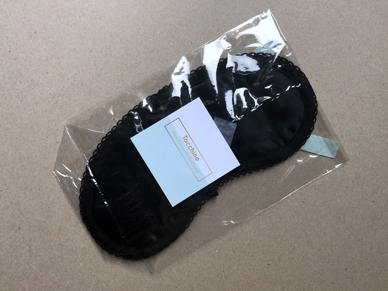 Silk Sleep Mask in Black image 8