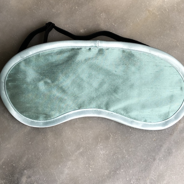 Schlafmaske mintfarben aus  Seide, Seidenmaske, Seide, Entspannung, Reisen, Meditation