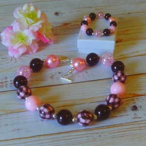 Chunky Bubblegum Pink & Black Buffalo Plaid Necklace and Bracelet Set ~ Girl's  Teen  Women