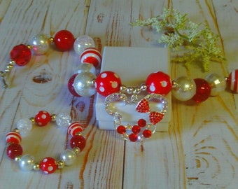 Red & White Rhinestone Minnie Mouse Acrylic Chunky Bubblegum Necklace Set Featuring Mickey and Friends