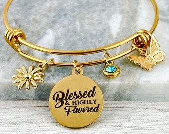 Blessed & Highly Favored charm bracelet, 60 mm bracelet, expandable bracelet, gold tone, religious charm, Luke 1, Bible Verse