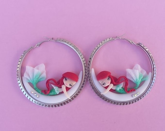 Lilla sjöjungfrun örhängen på månen, fimo, polymerlera