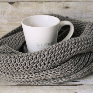 Men's or Women's Knit-like Ribbed Infinity Scarf in Greybeard image 1