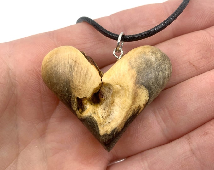 Heart Necklace, Heart Wood Carving, 5th Anniversary Wood Gift, Valentine’s Day Gift, Handmade Woodworking, Wood Jewelry, Heart Pendant