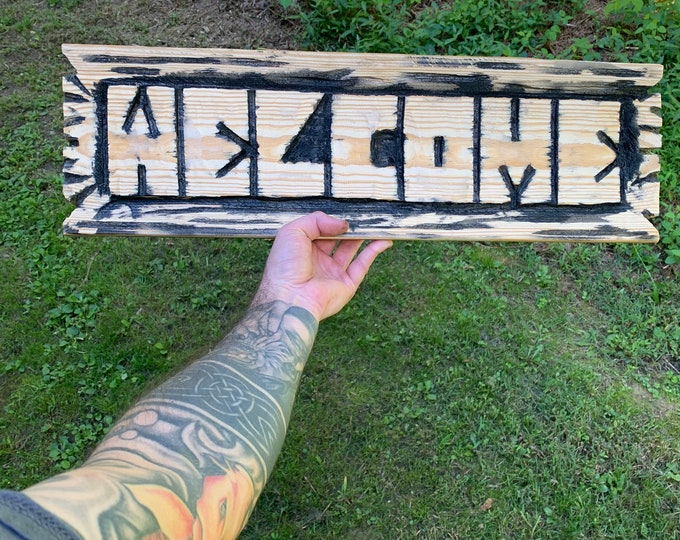 Welcome Sign Wood Wall Decor Chainsaw Carving Wood Carving Front Porch Sign Rustic Wedding Welcome Sign Hand Carved Sign Cabin Sign Gift