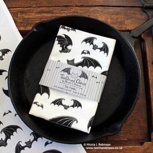 Gothic Bats Tea Towel, Organic Cotton, Bats Gift, Gothic Tea Towel, Alternative Tea towels, Gothic Kitchen, Bats Home Decor,