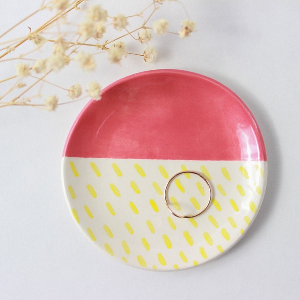 Ceramic Ring Dish, Trinket Dish, Jewelry Holder, Jewelry Dish, Gifts for Her, Jewelry Storage, Jewelry Organizer, Geometric Home Decor