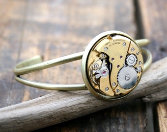 Open Bangle Bracelet with Steampunk Watch Mechanism in Antique Bronze Color, Gift for a Girlfriend