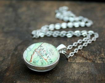 Double-Sided Map Necklace Long Distance Relationship I Wanderlust necklace Friendship Gifts