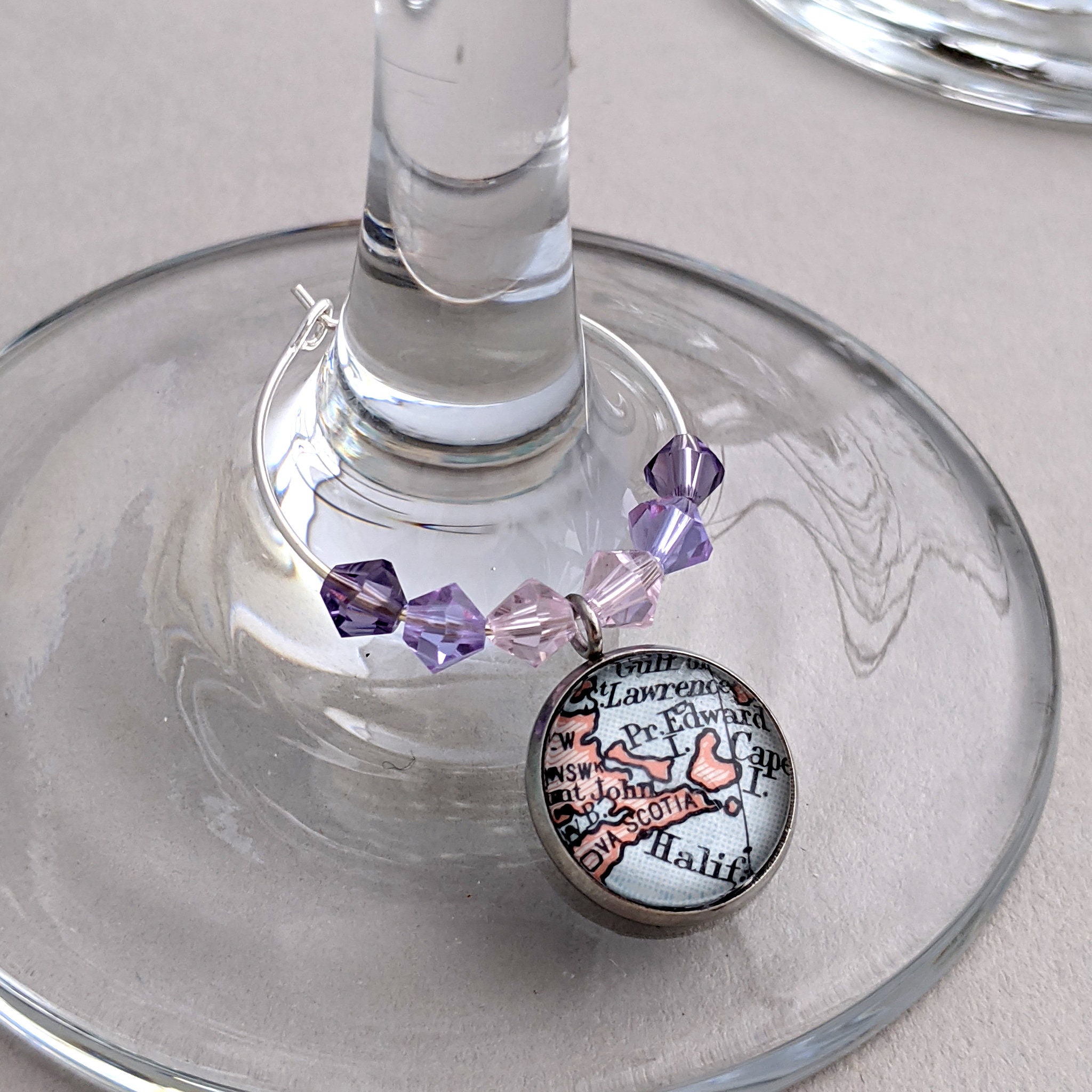 Personalised Wine Glass Charms With Custom Map Location, Personalized Gifts  for Hostess 