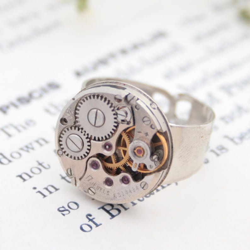 Mens Pinky Ring, Steampunk Ring, Steampunk Signet, Simple Silver Watch Movement Ring for Birthday Circle