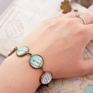 Bracelet bohème Wanderlust avec emplacements de carte personnalisés, bracelet en cuivre avec perles de carte personnalisées, cadeau d'anniversaire en cuivre pour elle