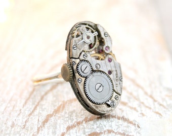 Engagement Steampunk Ring, Sterling Silver Statement Ring od Oval Vintage Watch Movement, Adjustable Ring