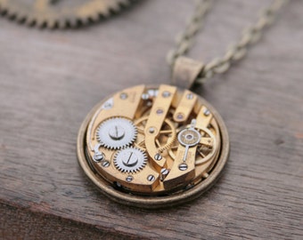 Industrial Necklace Watch Movement Unisex Necklace vintage Clockwork Pendant Industrial Jewellery Fantasy Steampunk Costume Jewelry