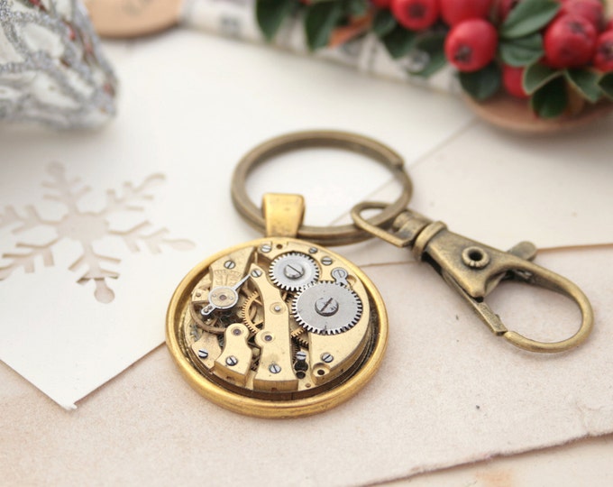 Steampunk Keychain, Dark Academia Gift for Boyfriend for Christmas, Real Watch movement Keyring