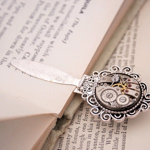 Functional Steampunk Bookmark with Watch Movement Ideal Accessory for Bookworms image 1