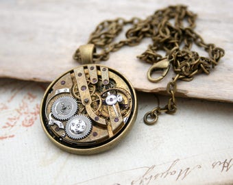 Industrial Necklace, Clockwork Necklace, Steampunk Jewellery, Unisex Jewelry, Old Gold Pendant Necklace with Vintage Watch Work