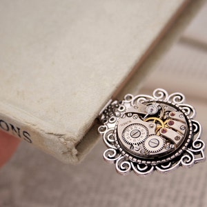 Functional Steampunk Bookmark with Watch Movement Ideal Accessory for Bookworms image 3