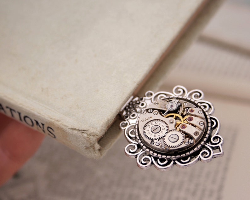 Functional Steampunk Bookmark with Watch Movement Ideal Accessory for Bookworms image 3