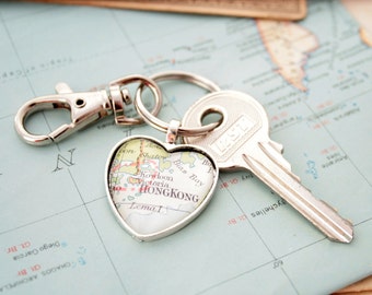 Custom Map Heart Keychain Personalised Travel Gift Keyring I Mother's Day Gift for Globetrotter Mom