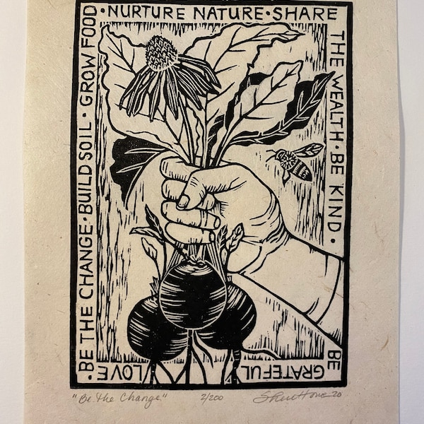 VAR FÖRÄNDRINGEN, trädgård, trädgårdsarbete, linoleumsnitt, rödbetor, grönsaker, bi, hand, blocktryck, handgjort, blommor, echinacea, trädgårdsmästare, natur, skörd, tacksamhet, linoleumssnitt