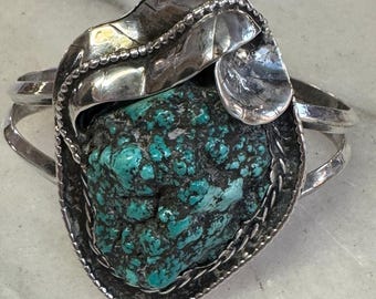Massieve Turquoise nugget sterlingzilveren manchetarmband