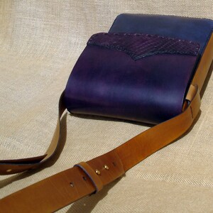 LEATHER HANDMADE BAG / Bag / Leather Bag / Office Bag / Messenger Bag / Pouch Bag / Shoulder Bag / Bandolier Bag / Cover iPad / Brown Bag. image 4